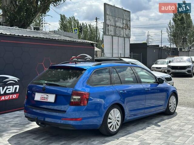 Синій Шкода Октавія, об'ємом двигуна 2 л та пробігом 230 тис. км за 11999 $, фото 9 на Automoto.ua