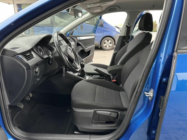 Синий Шкода Октавия, объемом двигателя 1.6 л и пробегом 230 тыс. км за 11400 $, фото 10 на Automoto.ua