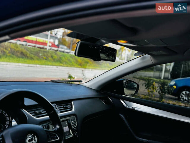 Шкода Октавия 2014 в Полтаве на Automoto.ua Синий Шкода Октавия, объемом двигателя 1.6 л и пробегом 252 тыс. км за 11000 $, фото 28 на Automoto.ua
