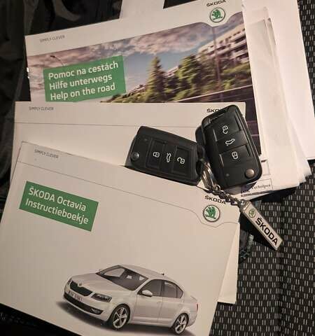 Синий Шкода Октавия, объемом двигателя 1.6 л и пробегом 267 тыс. км за 10200 $, фото 30 на Automoto.ua