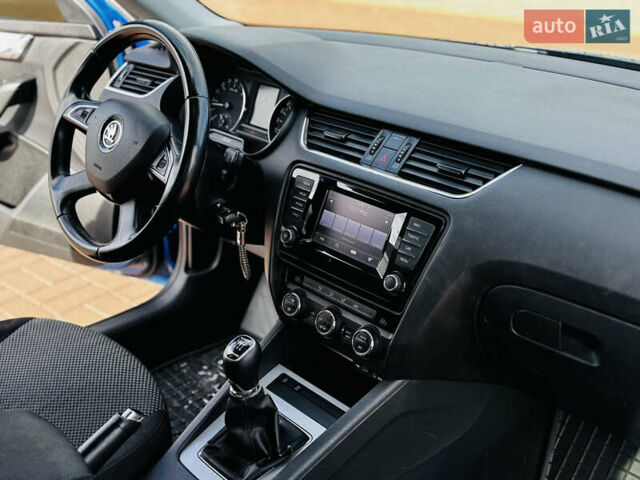 Шкода Октавия 2014 в Полтаве на Automoto.ua Синий Шкода Октавия, объемом двигателя 1.6 л и пробегом 252 тыс. км за 11000 $, фото 31 на Automoto.ua