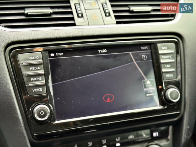 Синий Шкода Октавия, объемом двигателя 1.6 л и пробегом 216 тыс. км за 12900 $, фото 51 на Automoto.ua