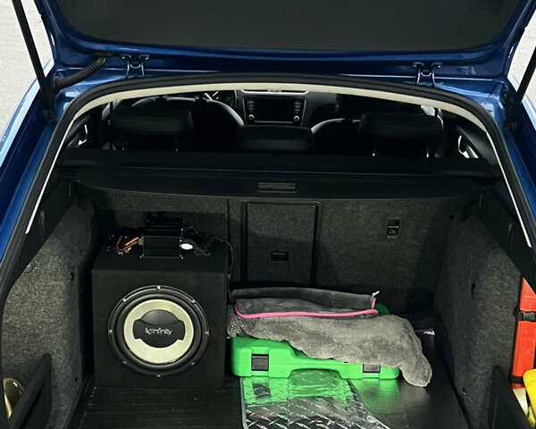 Шкода Октавия 2014 в Запорожье на Automoto.ua Синий Шкода Октавия, объемом двигателя 1.6 л и пробегом 297 тыс. км за 10499 $, фото 7 на Automoto.ua