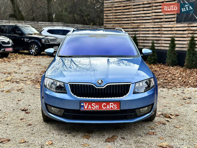 Синий Шкода Октавия, объемом двигателя 1.6 л и пробегом 216 тыс. км за 12900 $, фото 4 на Automoto.ua