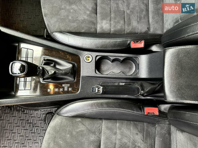 Синий Шкода Октавия, объемом двигателя 1.6 л и пробегом 216 тыс. км за 12900 $, фото 48 на Automoto.ua