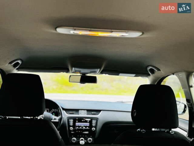 Шкода Октавия 2014 в Полтаве на Automoto.ua Синий Шкода Октавия, объемом двигателя 1.6 л и пробегом 252 тыс. км за 11000 $, фото 21 на Automoto.ua