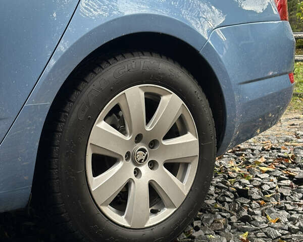 Синій Шкода Октавія, об'ємом двигуна 1.6 л та пробігом 263 тис. км за 10600 $, фото 19 на Automoto.ua