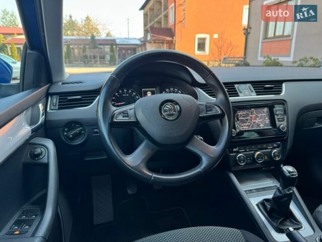 Синий Шкода Октавия, объемом двигателя 1.6 л и пробегом 222 тыс. км за 11450 $, фото 53 на Automoto.ua