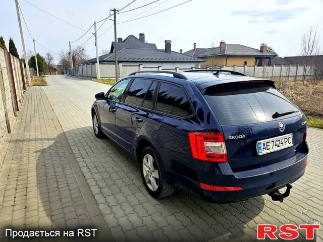 Синій Шкода Октавія, об'ємом двигуна 1.6 л та пробігом 245 тис. км за 8900 $, фото 5 на Automoto.ua