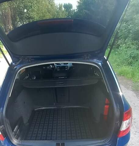 Синий Шкода Октавия, объемом двигателя 1.6 л и пробегом 283 тыс. км за 10999 $, фото 16 на Automoto.ua