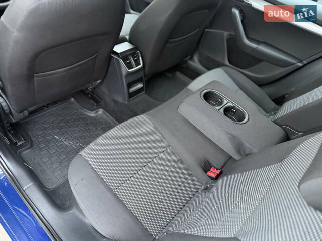 Синий Шкода Октавия, объемом двигателя 1.6 л и пробегом 276 тыс. км за 8650 $, фото 8 на Automoto.ua