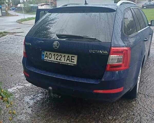 Шкода Октавия 2014 в Ужгороде на Automoto.ua Синий Шкода Октавия, объемом двигателя 1.98 л и пробегом 265 тыс. км за 12700 $, фото 1 на Automoto.ua