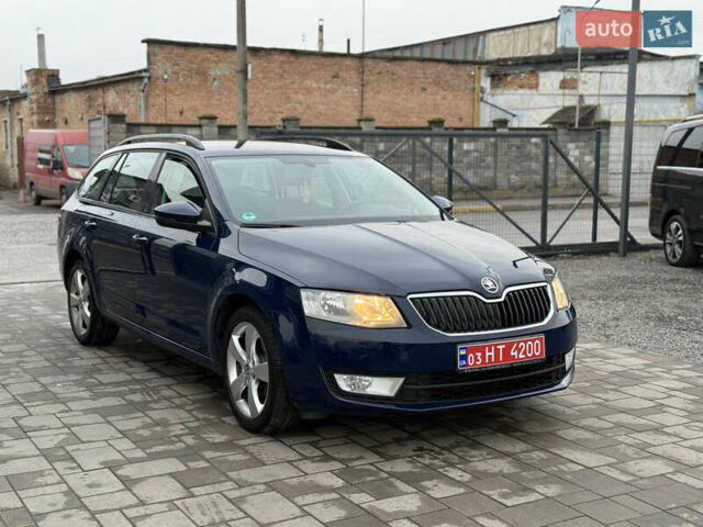 Синий Шкода Октавия, объемом двигателя 1.6 л и пробегом 276 тыс. км за 8650 $, фото 3 на Automoto.ua