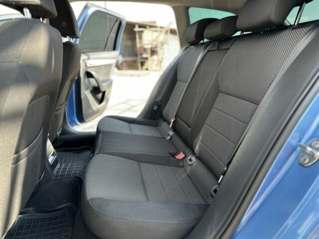 Синий Шкода Октавия, объемом двигателя 1.6 л и пробегом 239 тыс. км за 11200 $, фото 12 на Automoto.ua
