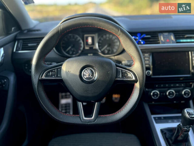 Синій Шкода Октавія, об'ємом двигуна 1.97 л та пробігом 280 тис. км за 12800 $, фото 12 на Automoto.ua