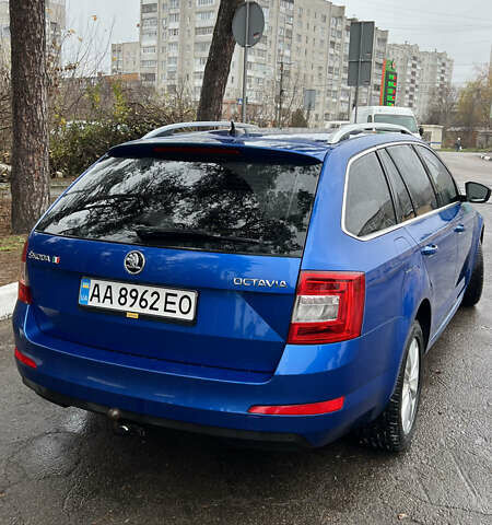 Синий Шкода Октавия, объемом двигателя 1.6 л и пробегом 316 тыс. км за 9500 $, фото 5 на Automoto.ua