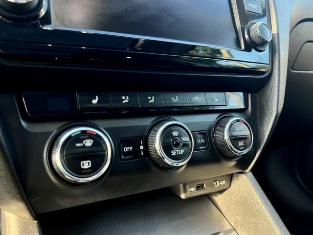 Синій Шкода Октавія, об'ємом двигуна 2 л та пробігом 270 тис. км за 12700 $, фото 23 на Automoto.ua