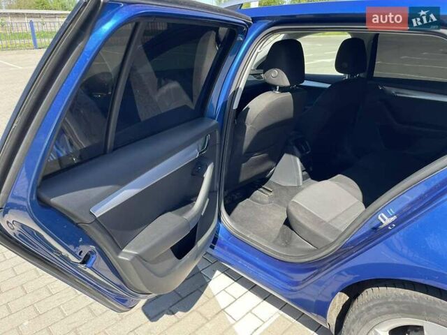 Синий Шкода Октавия, объемом двигателя 1.97 л и пробегом 290 тыс. км за 12700 $, фото 11 на Automoto.ua