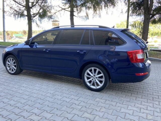 Синий Шкода Октавия, объемом двигателя 2 л и пробегом 257 тыс. км за 11900 $, фото 5 на Automoto.ua