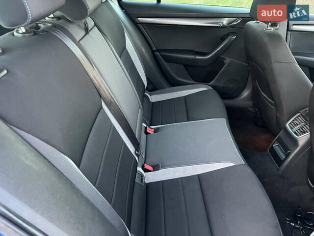 Синий Шкода Октавия, объемом двигателя 1.8 л и пробегом 306 тыс. км за 12500 $, фото 21 на Automoto.ua