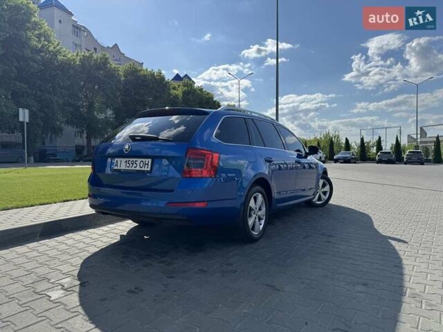 Синий Шкода Октавия, объемом двигателя 1.6 л и пробегом 268 тыс. км за 12000 $, фото 3 на Automoto.ua