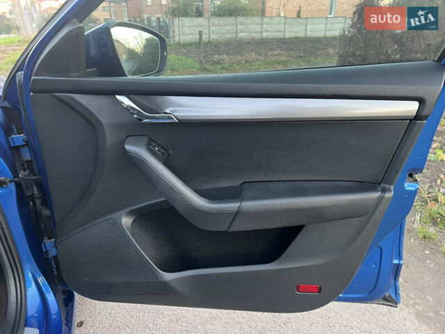 Синий Шкода Октавия, объемом двигателя 1.8 л и пробегом 306 тыс. км за 12500 $, фото 18 на Automoto.ua