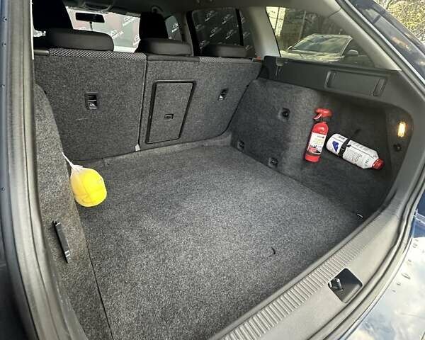 Синій Шкода Октавія, об'ємом двигуна 1.6 л та пробігом 329 тис. км за 9800 $, фото 10 на Automoto.ua