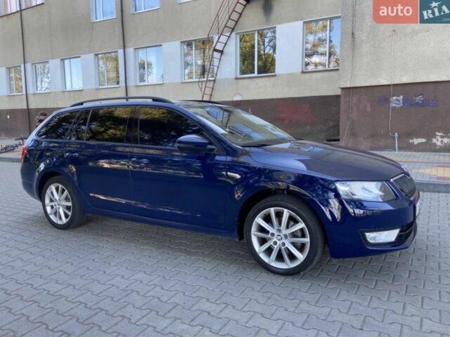 Синий Шкода Октавия, объемом двигателя 2 л и пробегом 257 тыс. км за 11900 $, фото 2 на Automoto.ua