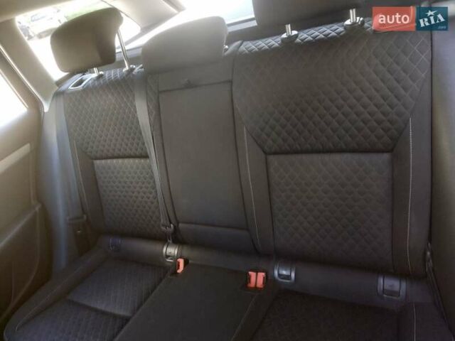 Синий Шкода Октавия, объемом двигателя 1.6 л и пробегом 280 тыс. км за 10050 $, фото 8 на Automoto.ua
