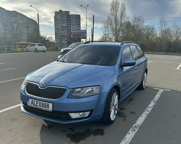 Синий Шкода Октавия, объемом двигателя 1.6 л и пробегом 230 тыс. км за 9900 $, фото 1 на Automoto.ua