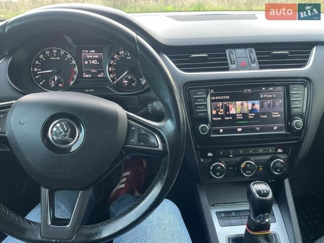 Синий Шкода Октавия, объемом двигателя 1.6 л и пробегом 332 тыс. км за 10900 $, фото 8 на Automoto.ua