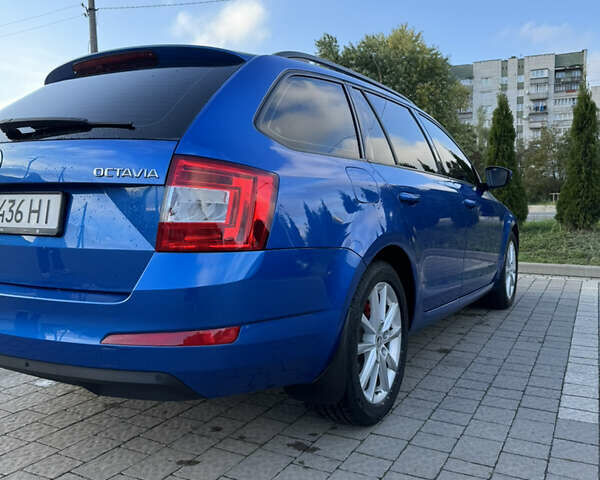 Синий Шкода Октавия, объемом двигателя 1.97 л и пробегом 258 тыс. км за 12350 $, фото 2 на Automoto.ua