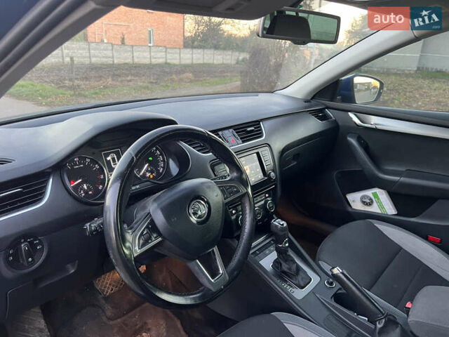 Синий Шкода Октавия, объемом двигателя 1.8 л и пробегом 306 тыс. км за 12400 $, фото 25 на Automoto.ua