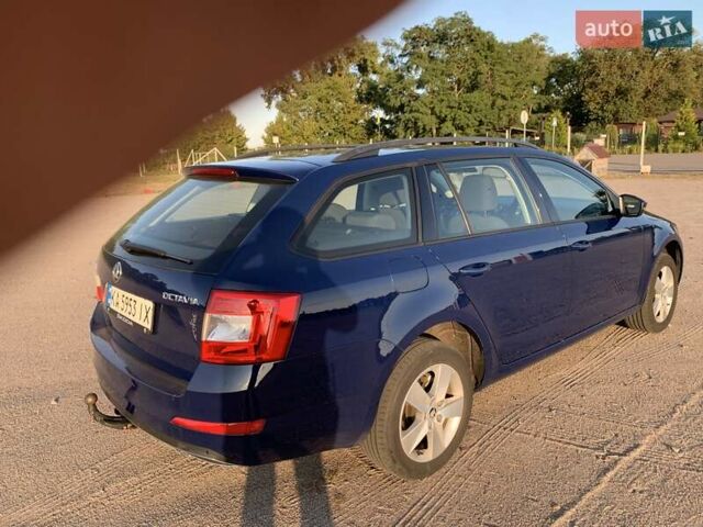 Синий Шкода Октавия, объемом двигателя 1.97 л и пробегом 235 тыс. км за 12900 $, фото 8 на Automoto.ua