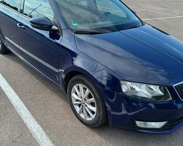 Синий Шкода Октавия, объемом двигателя 1.6 л и пробегом 315 тыс. км за 10500 $, фото 2 на Automoto.ua
