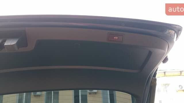 Синий Шкода Октавия, объемом двигателя 1.6 л и пробегом 299 тыс. км за 11300 $, фото 2 на Automoto.ua