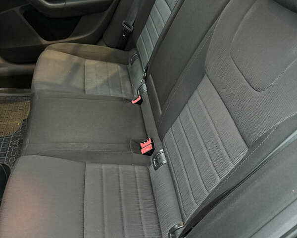 Синий Шкода Октавия, объемом двигателя 1.97 л и пробегом 231 тыс. км за 13400 $, фото 6 на Automoto.ua