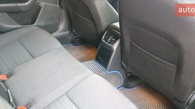 Синий Шкода Октавия, объемом двигателя 1.6 л и пробегом 299 тыс. км за 11300 $, фото 19 на Automoto.ua