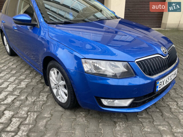 Синий Шкода Октавия, объемом двигателя 1.6 л и пробегом 311 тыс. км за 10800 $, фото 4 на Automoto.ua