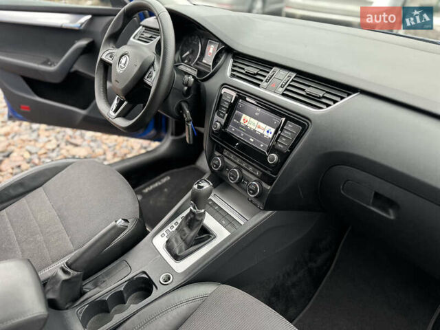 Синий Шкода Октавия, объемом двигателя 1.6 л и пробегом 224 тыс. км за 13200 $, фото 34 на Automoto.ua