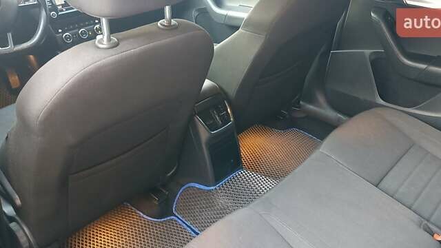 Синий Шкода Октавия, объемом двигателя 1.6 л и пробегом 299 тыс. км за 11300 $, фото 24 на Automoto.ua