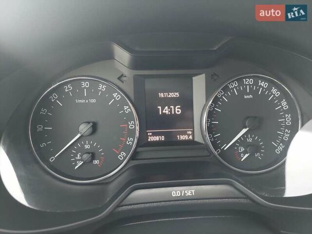 Синий Шкода Октавия, объемом двигателя 1.6 л и пробегом 200 тыс. км за 11400 $, фото 19 на Automoto.ua