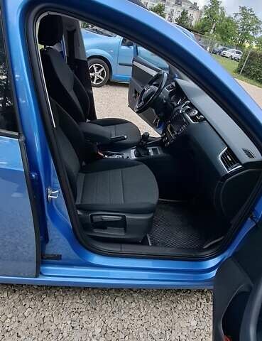 Синий Шкода Октавия, объемом двигателя 1.6 л и пробегом 173 тыс. км за 10000 $, фото 2 на Automoto.ua