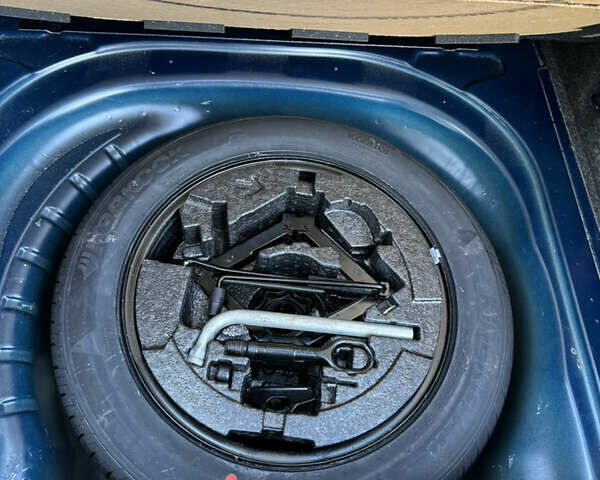 Синий Шкода Октавия, объемом двигателя 1.97 л и пробегом 372 тыс. км за 9100 $, фото 40 на Automoto.ua