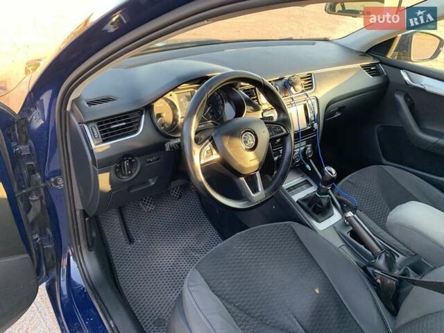 Синий Шкода Октавия, объемом двигателя 1.97 л и пробегом 235 тыс. км за 12900 $, фото 27 на Automoto.ua