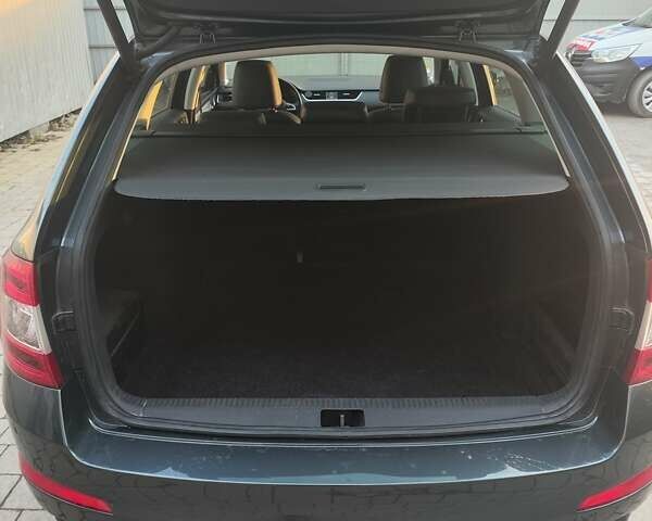 Синий Шкода Октавия, объемом двигателя 1.6 л и пробегом 144 тыс. км за 13000 $, фото 21 на Automoto.ua