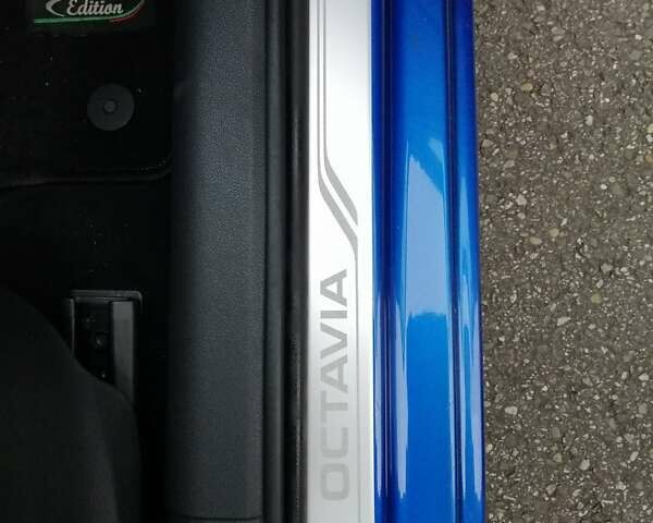 Синий Шкода Октавия, объемом двигателя 1.97 л и пробегом 251 тыс. км за 15000 $, фото 16 на Automoto.ua