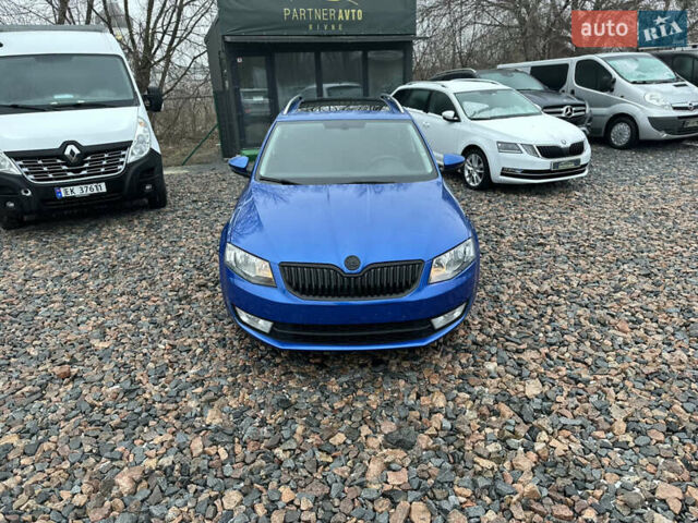 Синий Шкода Октавия, объемом двигателя 1.6 л и пробегом 225 тыс. км за 13000 $, фото 1 на Automoto.ua