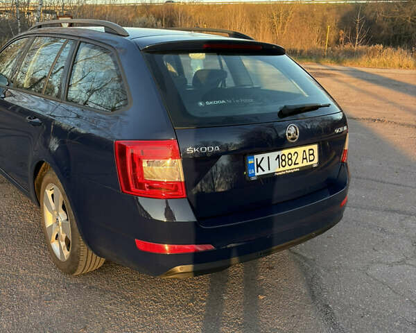 Синий Шкода Октавия, объемом двигателя 1.97 л и пробегом 231 тыс. км за 13400 $, фото 12 на Automoto.ua