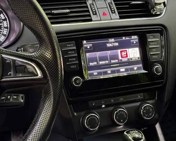 Синий Шкода Октавия, объемом двигателя 1.97 л и пробегом 275 тыс. км за 11900 $, фото 12 на Automoto.ua
